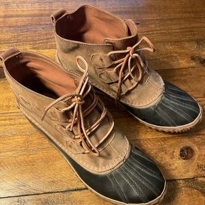 Sorel out n about waterproof boots size 11